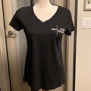 Black t shirts Small